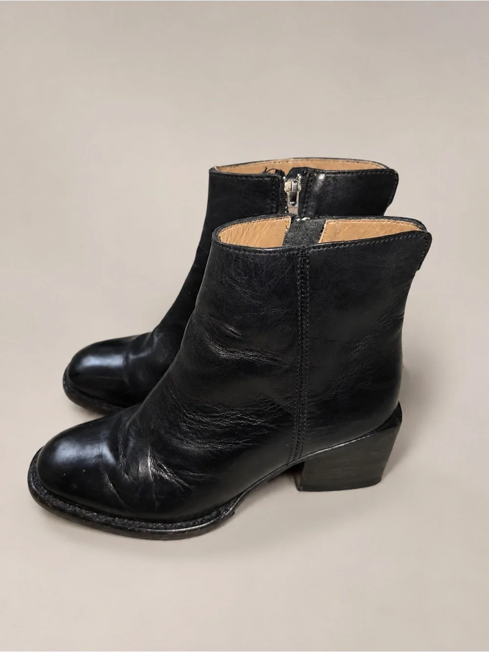 Sutro Clay Black Leather Ankle Boots Block Heel Zip Women’s 6.5